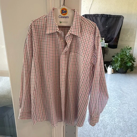 Izod button town top - Picture 1 of 2